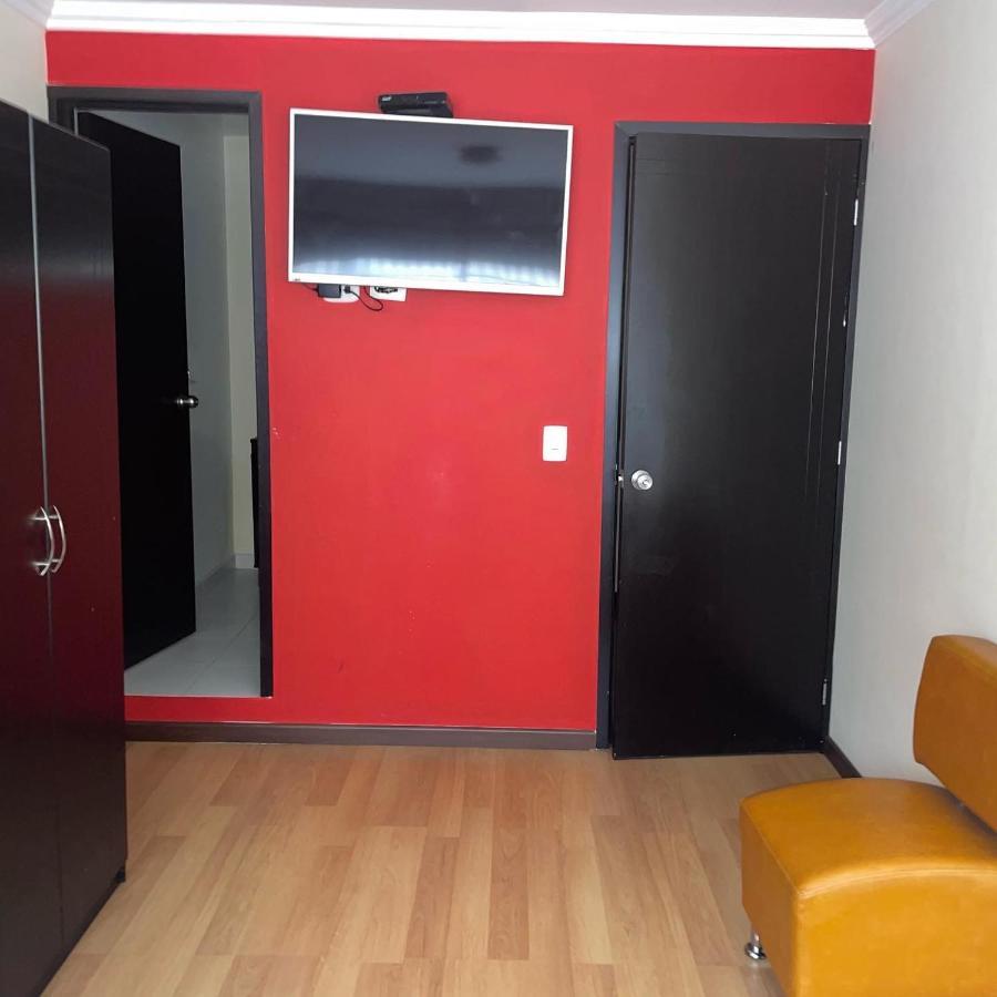 Hotel Alojate In Богота Екстер'єр фото